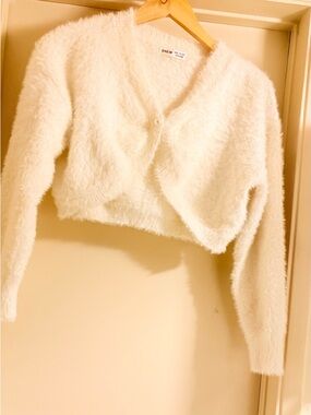 SHEIN Pearl Fuzzy Cropped V-Neck Button Cardigan